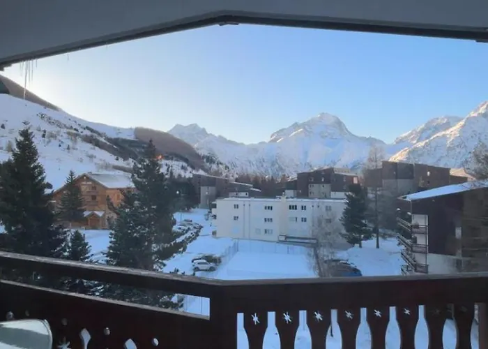 Plein Sud , Centre Station , Pied Des Pistes , Parking ,wifi , 30 M2 , 4p